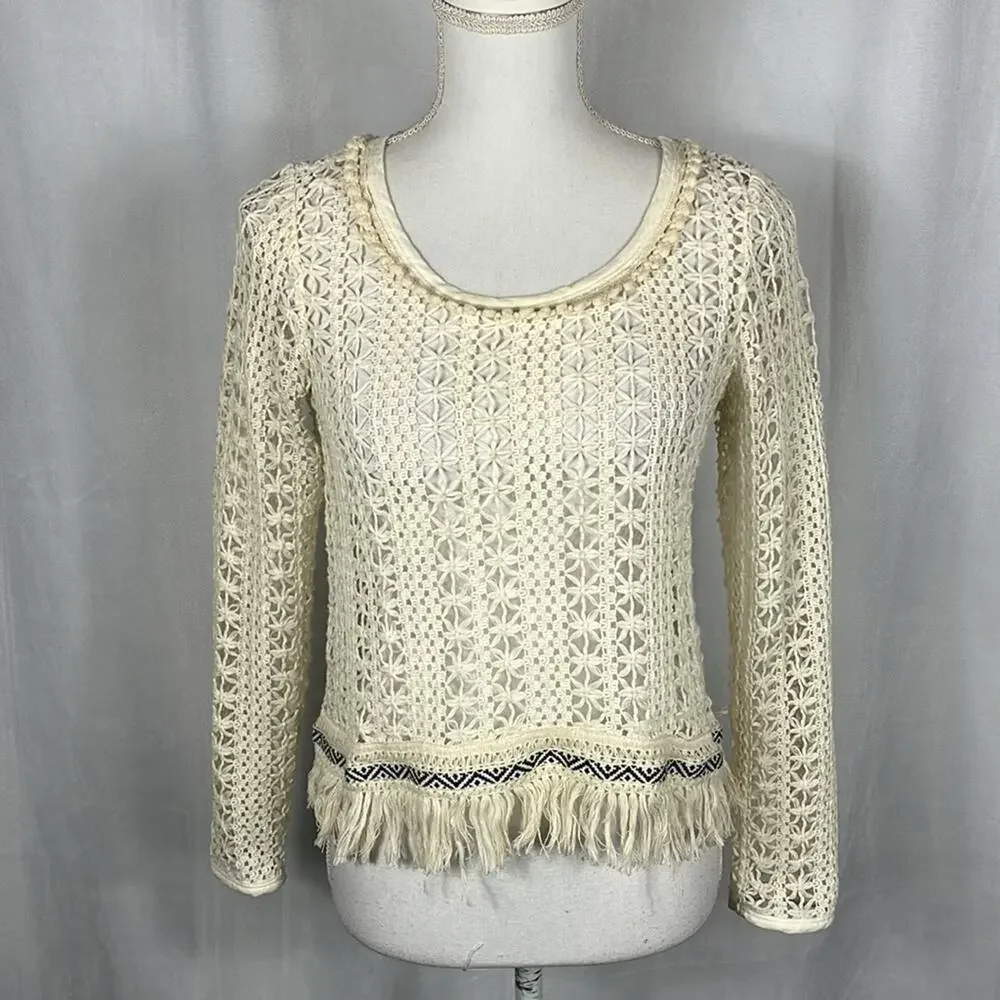 Anthropologie Akemi +‎ Kin Franja Crochet Fringed Top in Ivory.